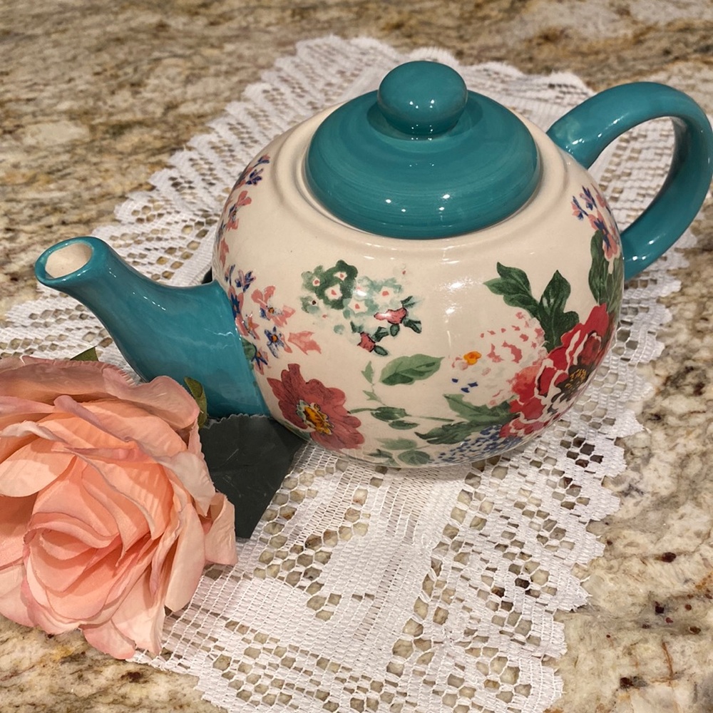 The Pioneer Woman Country Garden Teapot